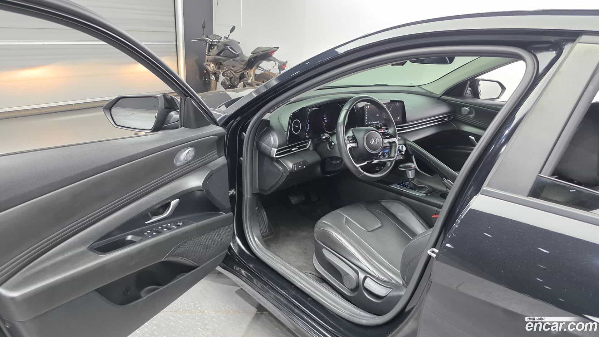 AVANTE Hyundai 2021.4-INNER-010