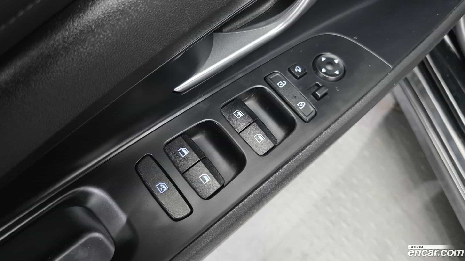 AVANTE Hyundai 2021.4-OPTION-017