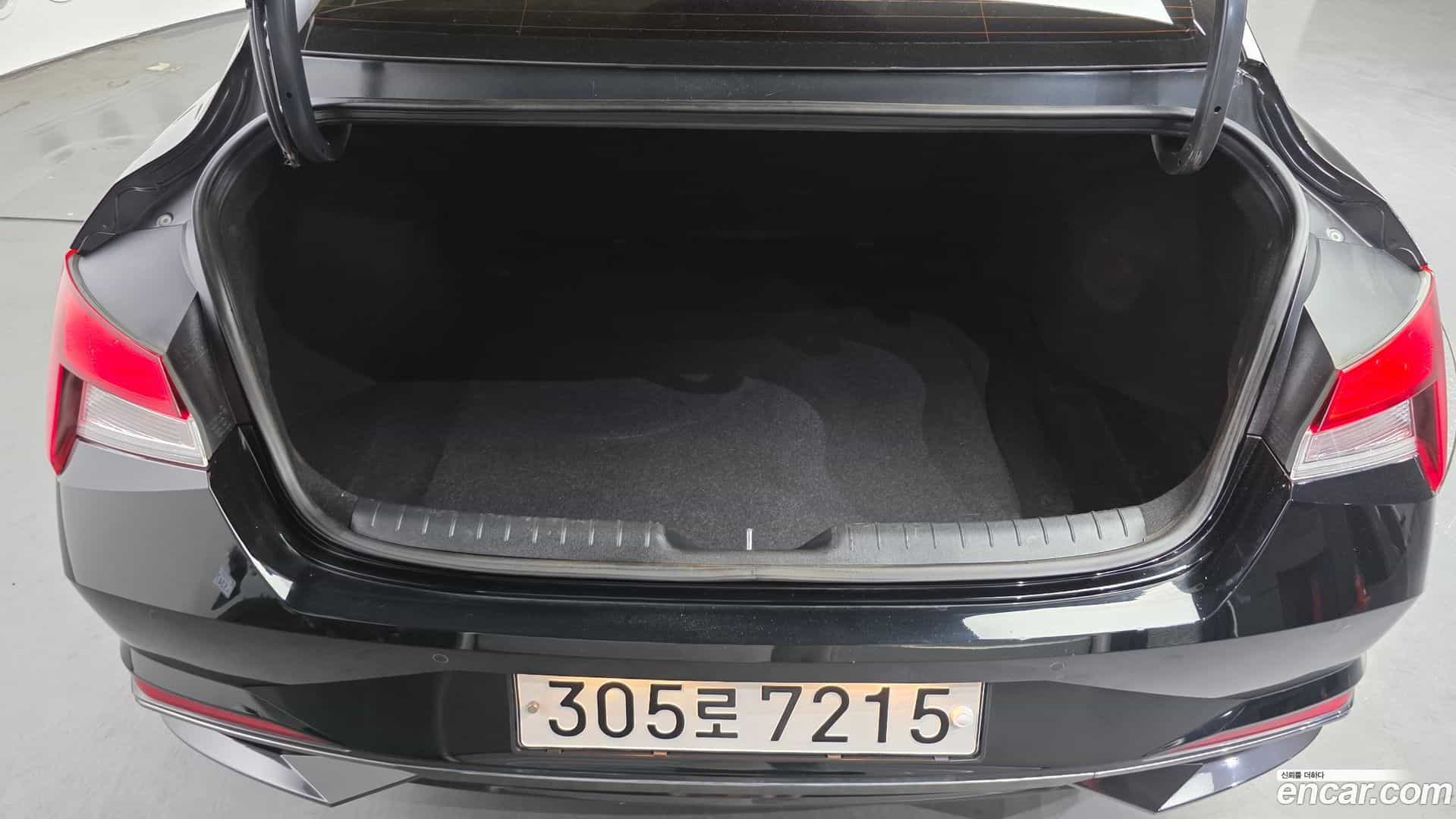AVANTE Hyundai 2021.4-OPTION-024