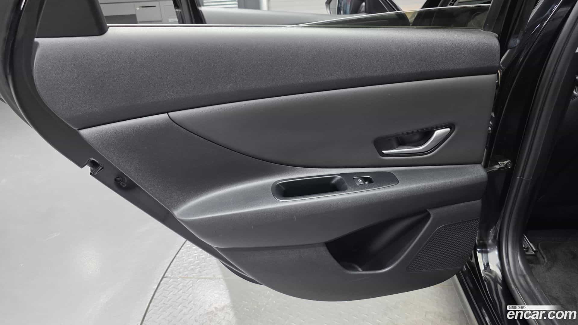 AVANTE Hyundai 2021.4-INNER-035