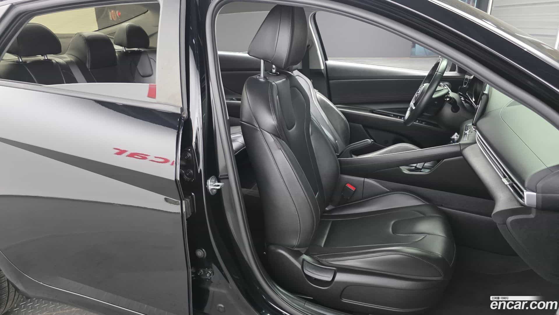 AVANTE Hyundai 2021.4-INNER-036