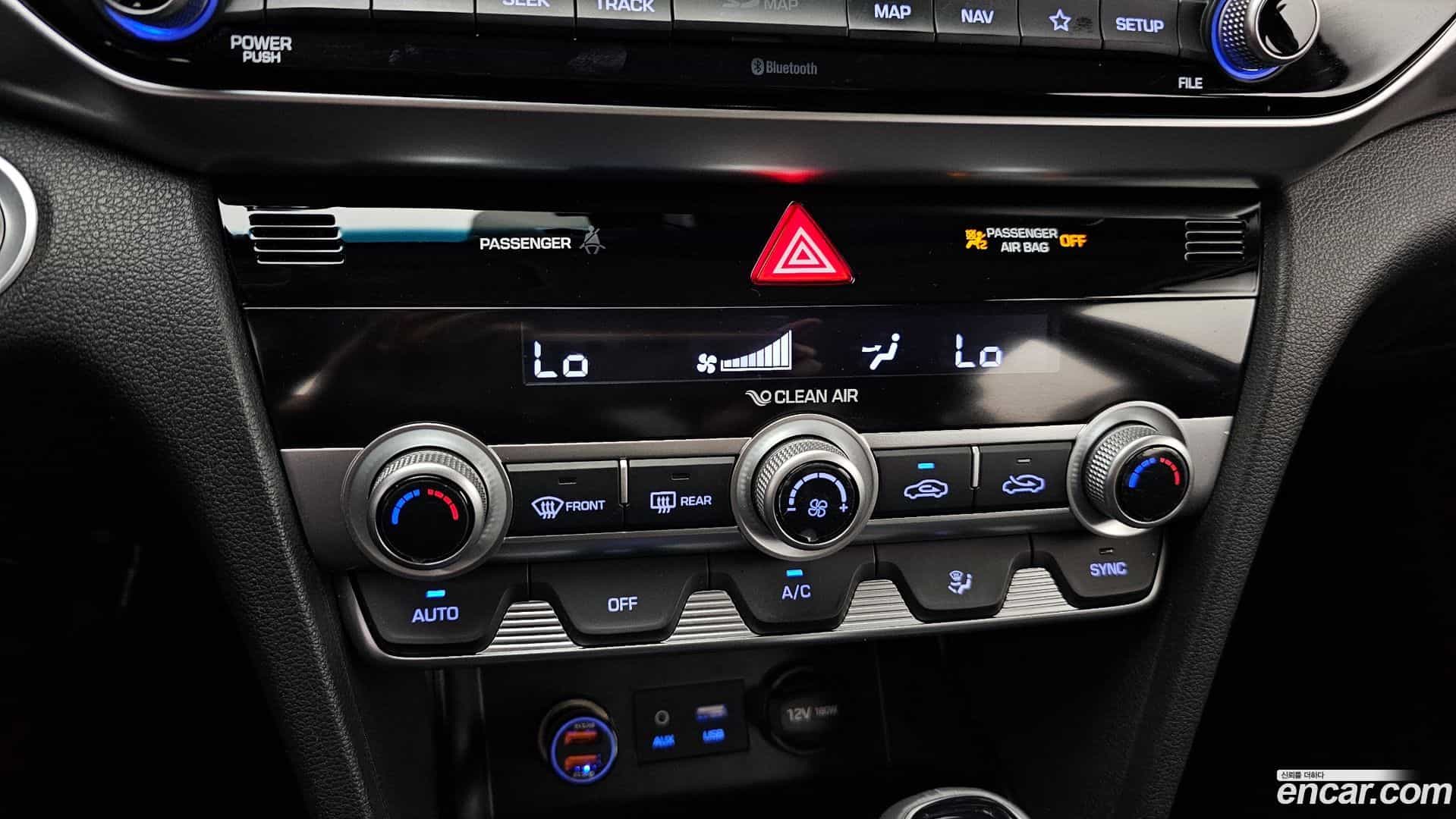 AVANTE Hyundai 2019.10-OPTION-021