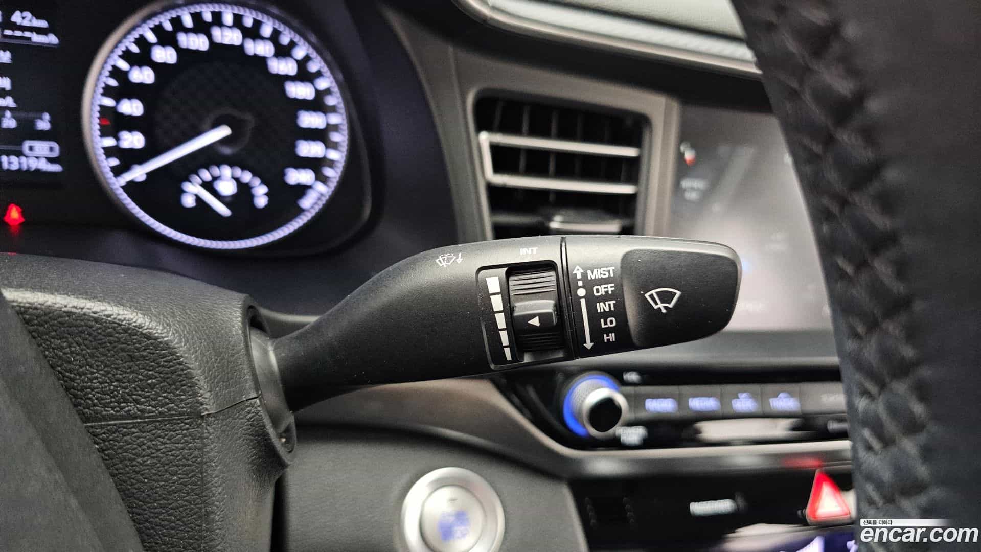 AVANTE Hyundai 2019.10-OPTION-022
