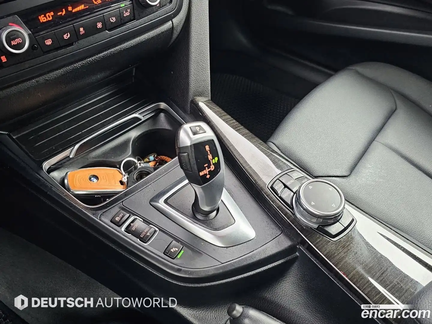 Gran Turismo BMW 2015.10-INNER-009