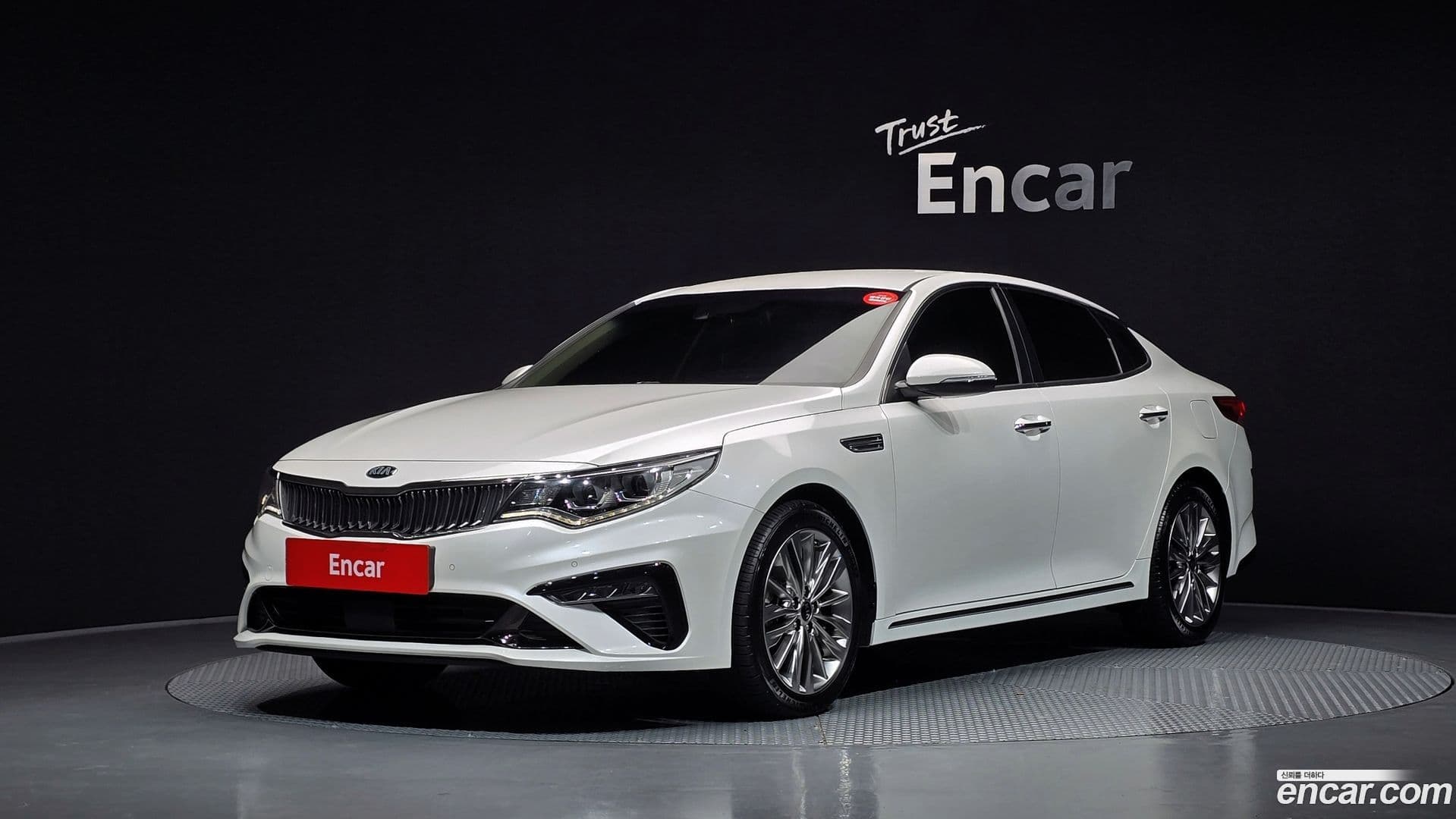 Main__Slider__Photo:K5 Kia 2018.8-0