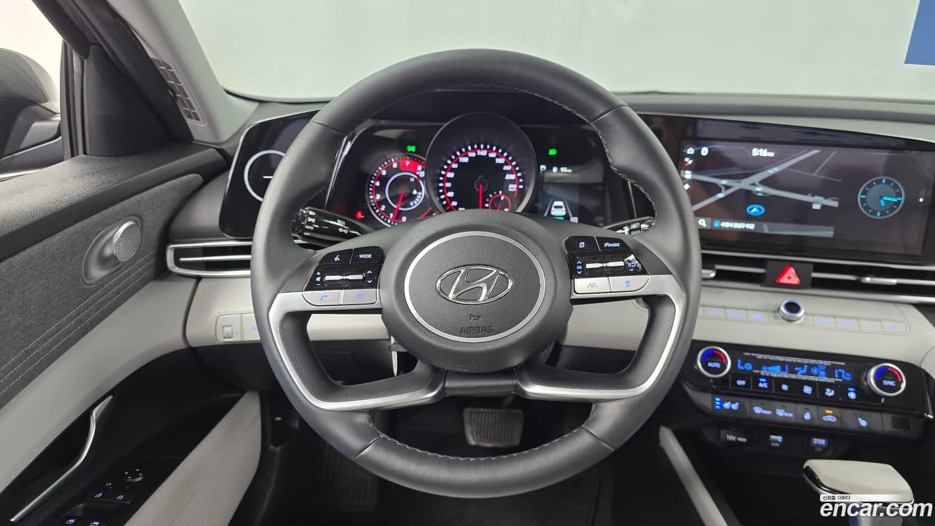AVANTE Hyundai 2021.0-OPTION-016