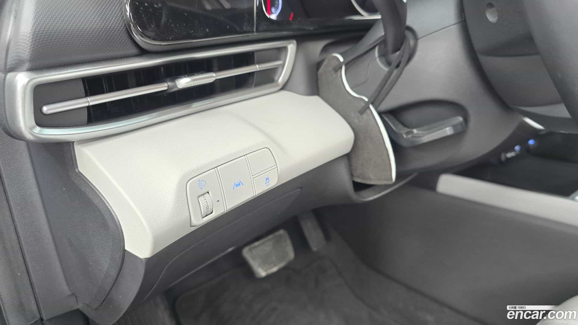 AVANTE Hyundai 2021.0-OPTION-023