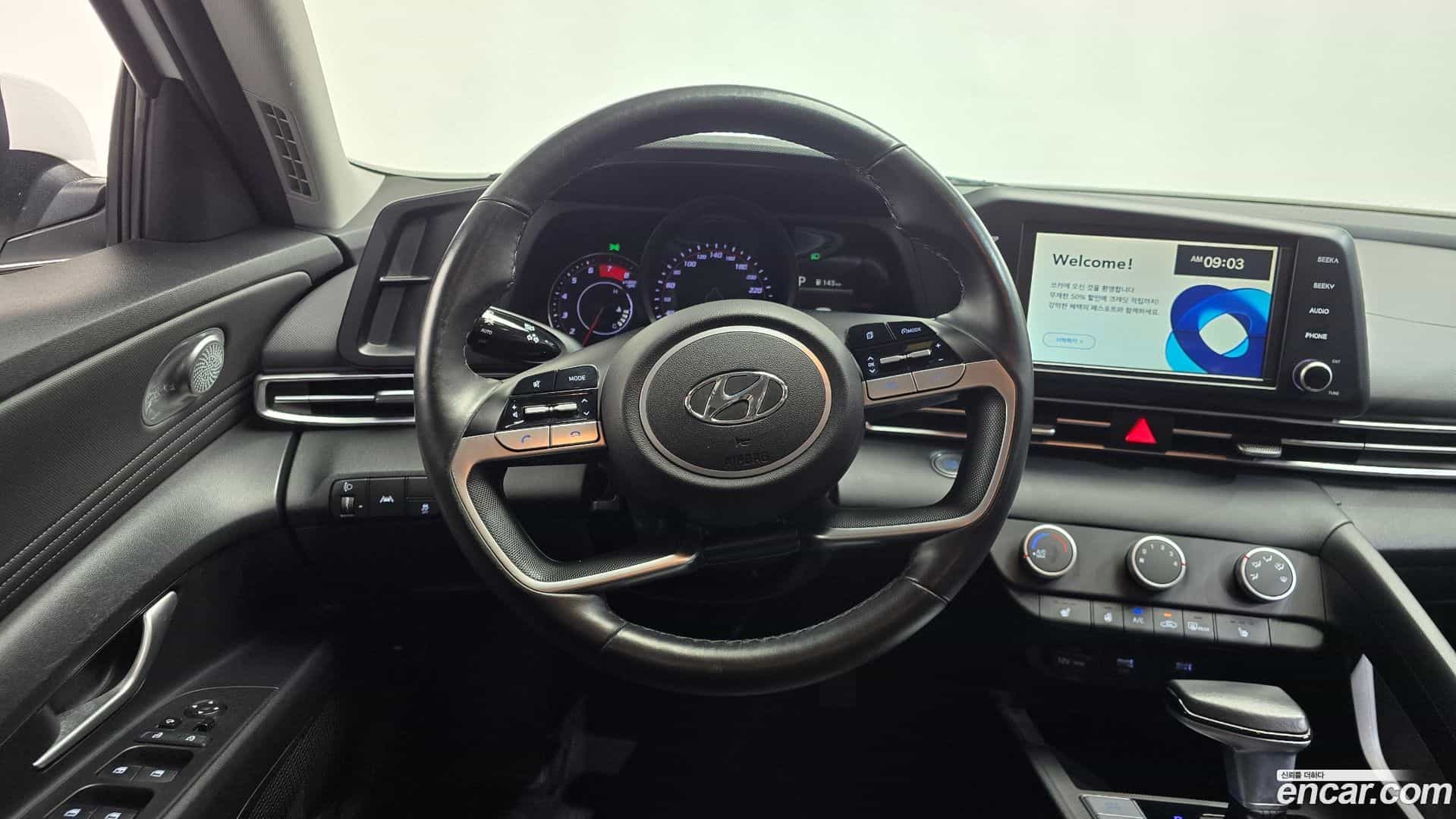 AVANTE Hyundai 2021.4-OPTION-017