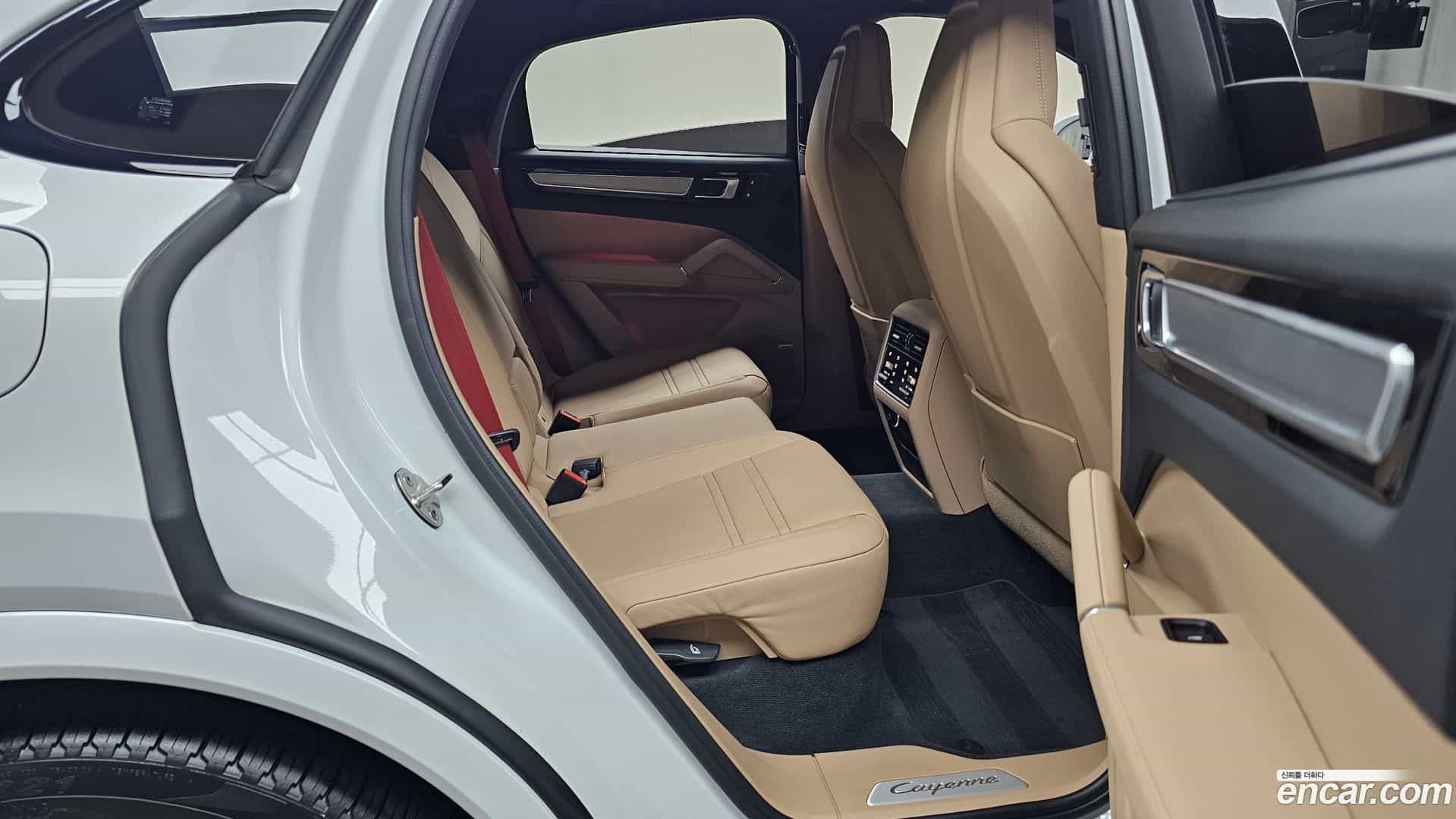 Cayenne Porsche 2022.6-OPTION-015