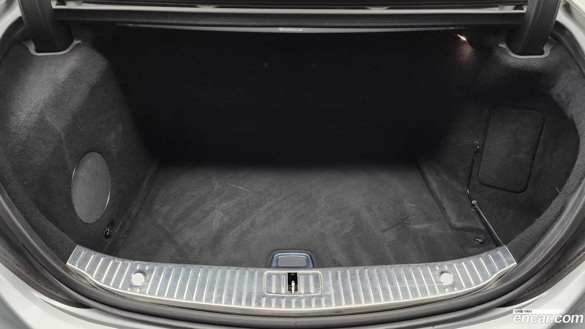 S-Class Mercedes-Benz 2015.9-OPTION-024