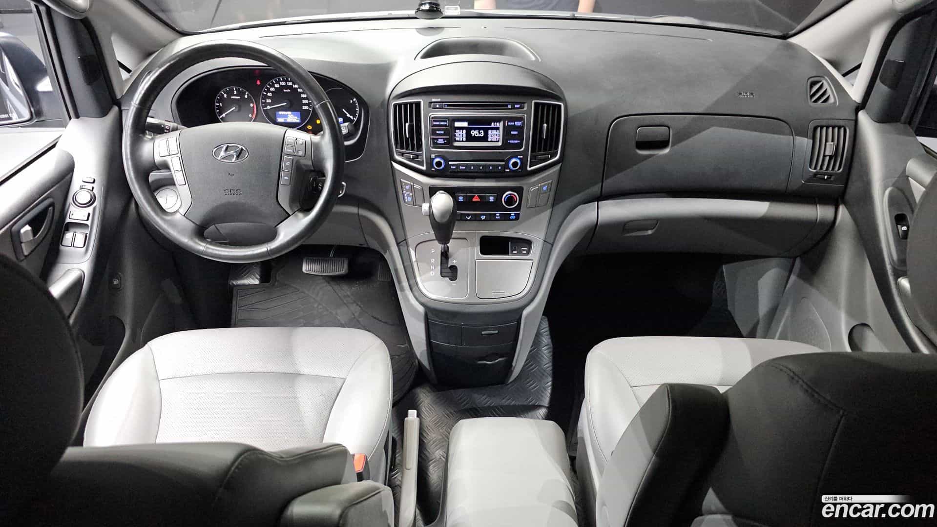 Starex Hyundai 2018.9-INNER-007