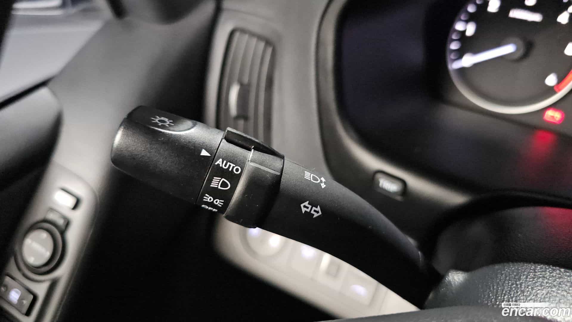 Starex Hyundai 2018.9-OPTION-040