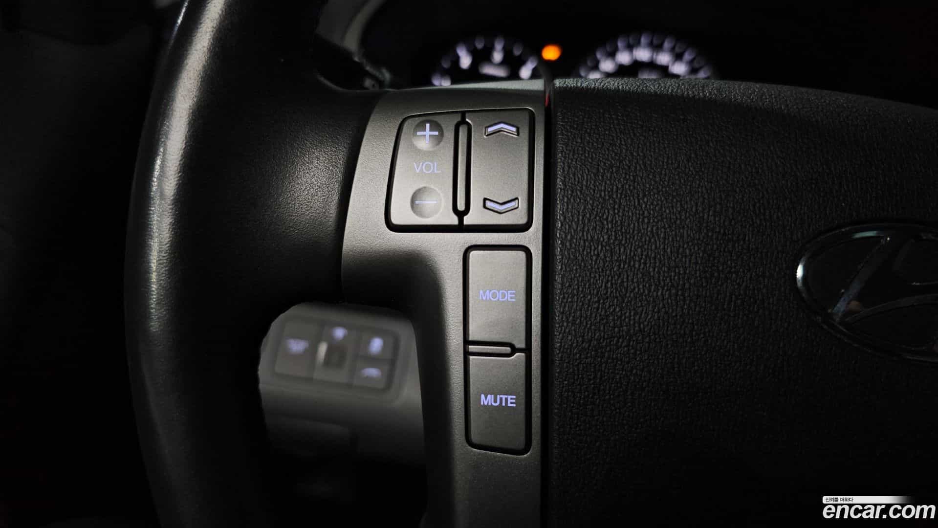 Starex Hyundai 2018.9-OPTION-042