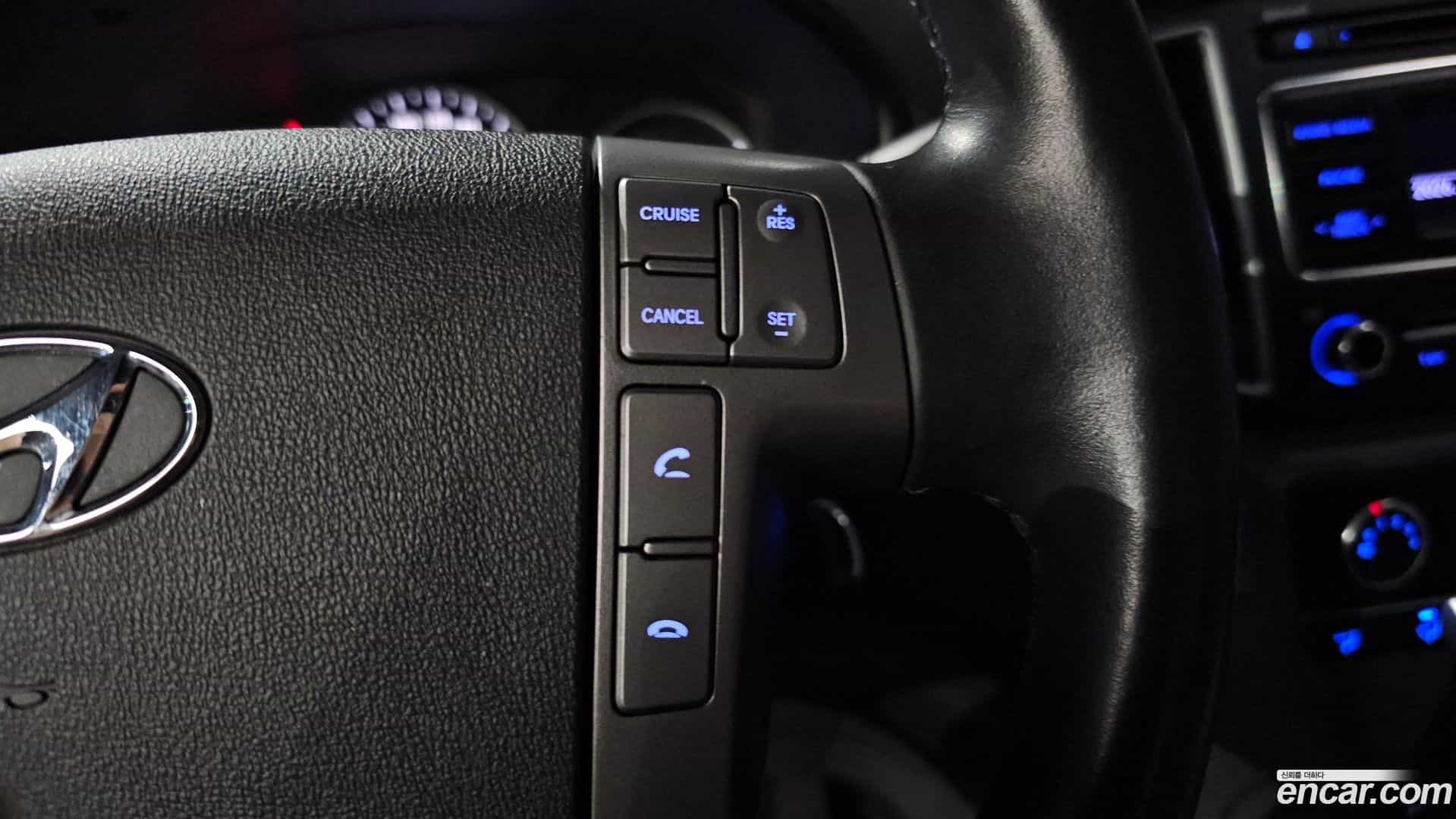 Starex Hyundai 2018.9-OPTION-043
