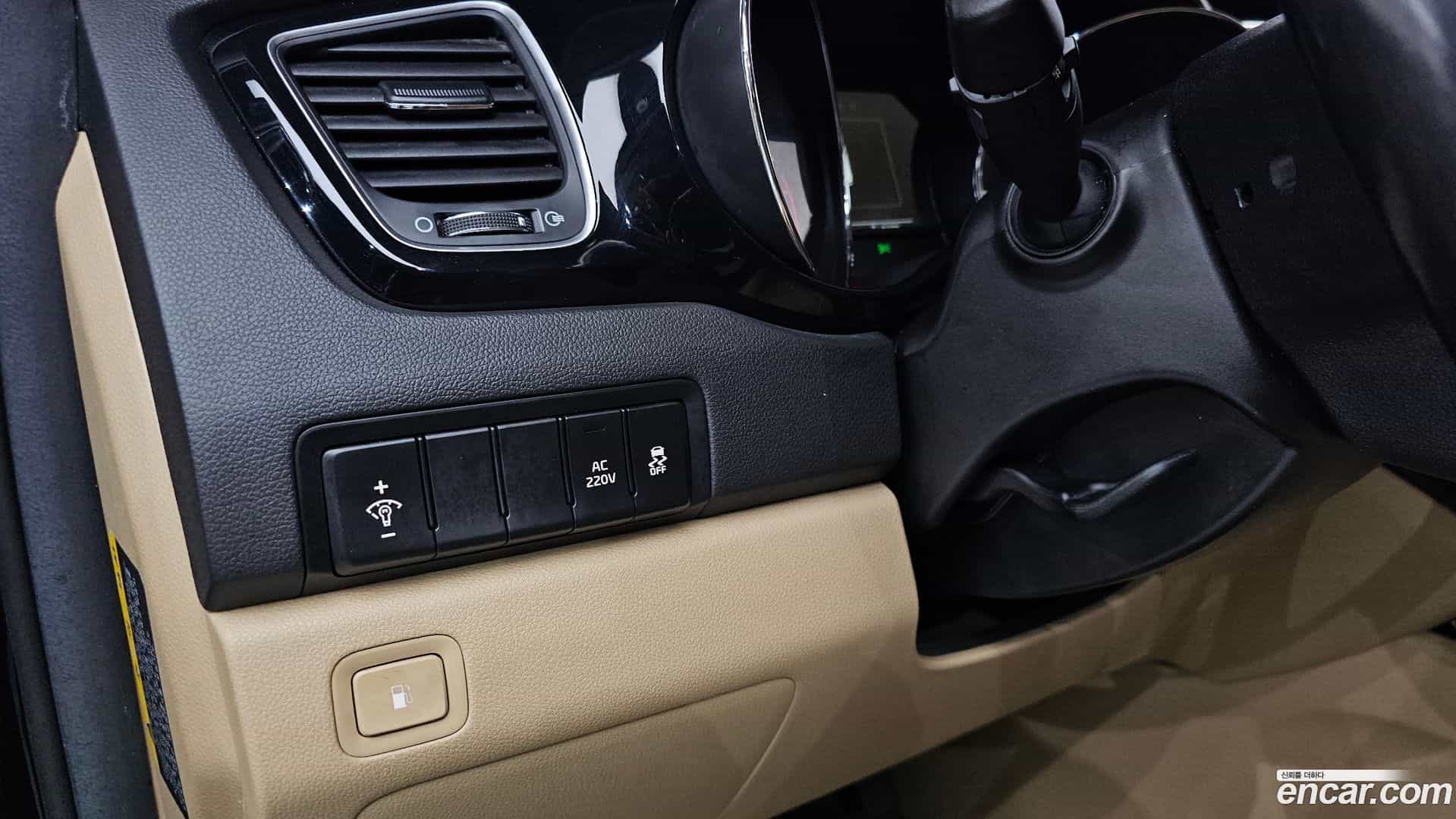 Canival Kia 2016.9-OPTION-040