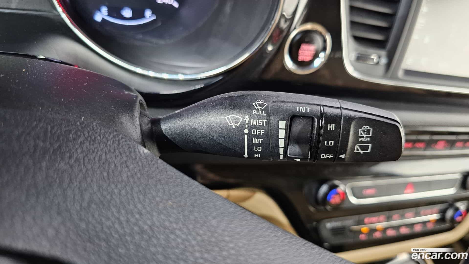 Canival Kia 2016.9-OPTION-041
