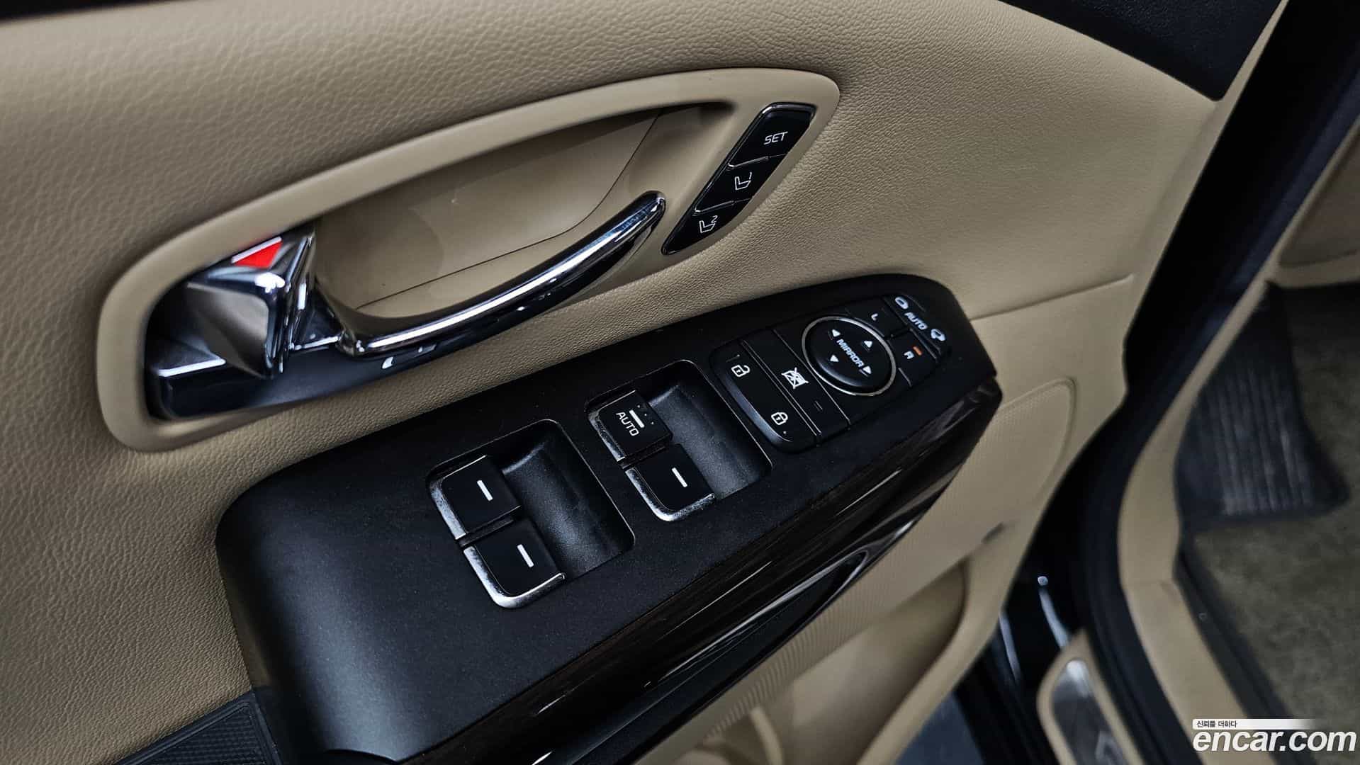 Canival Kia 2016.9-OPTION-042