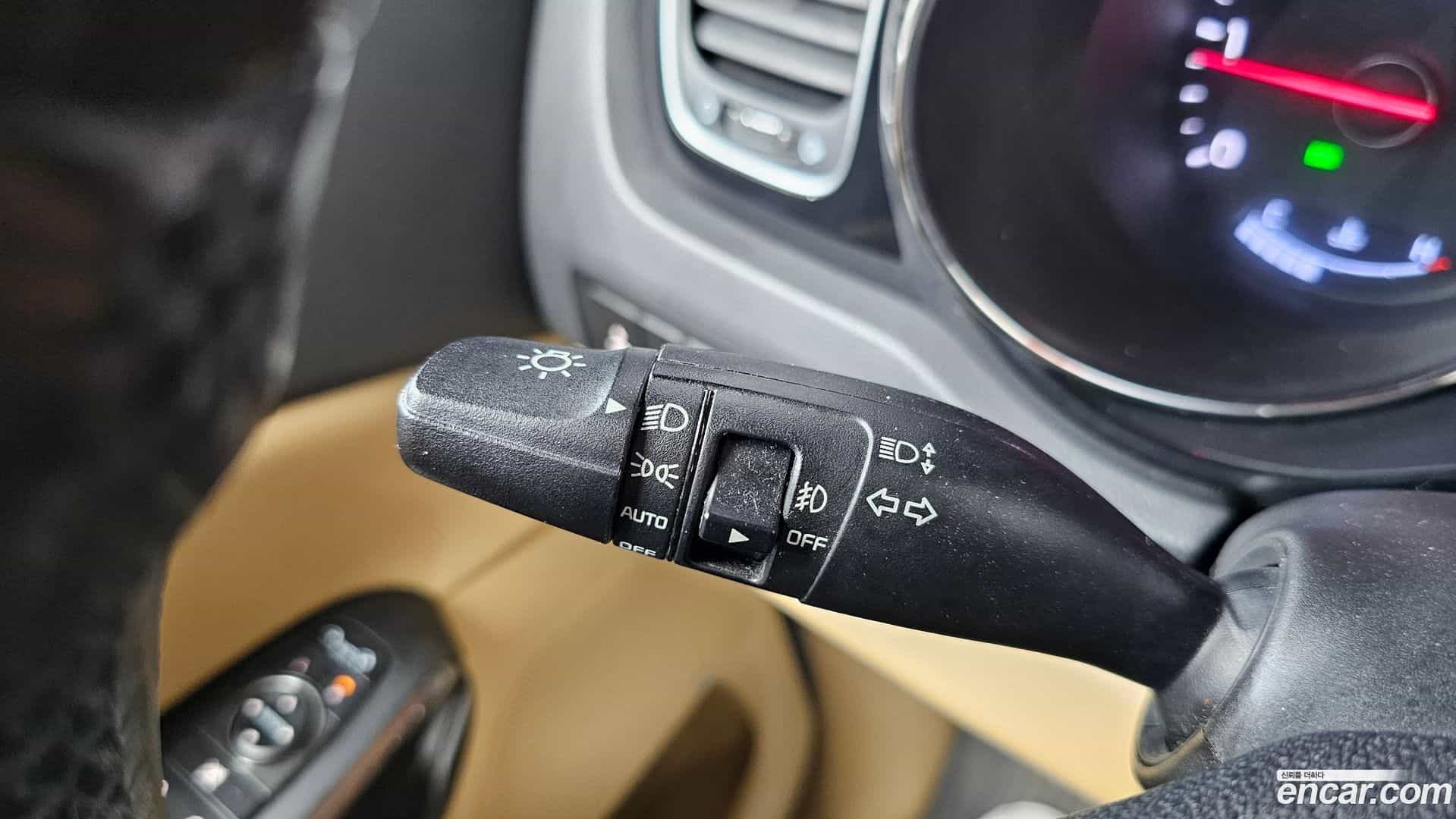 Canival Kia 2016.9-OPTION-043