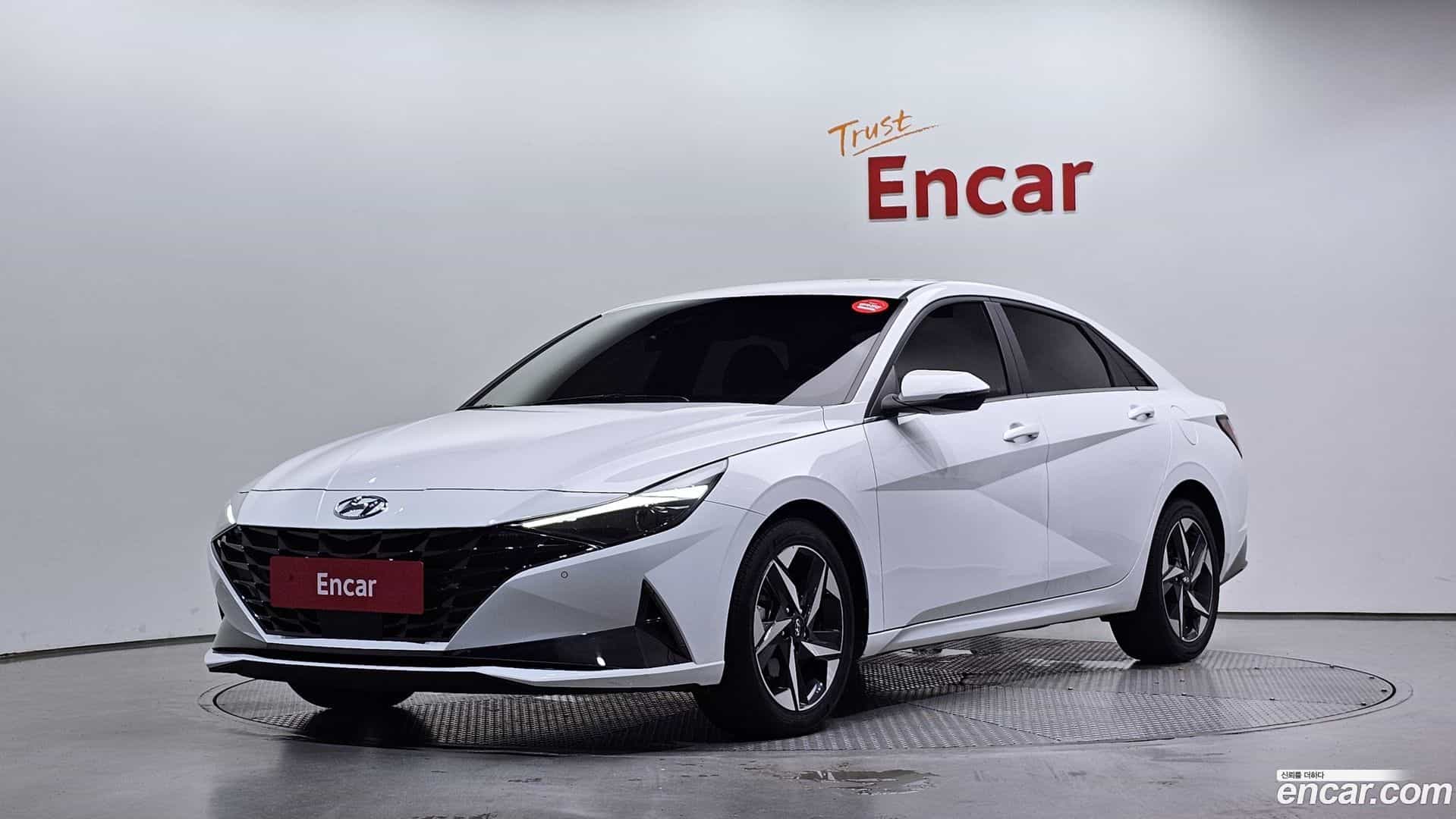 AVANTE Hyundai 2022.0-OUTER-001