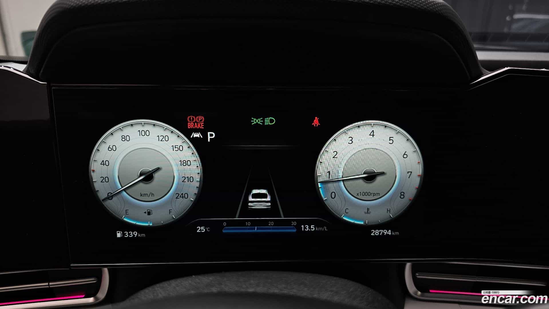AVANTE Hyundai 2022.0-INNER-008