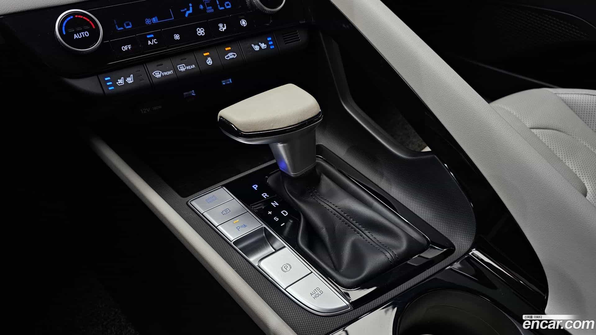 AVANTE Hyundai 2022.0-INNER-009