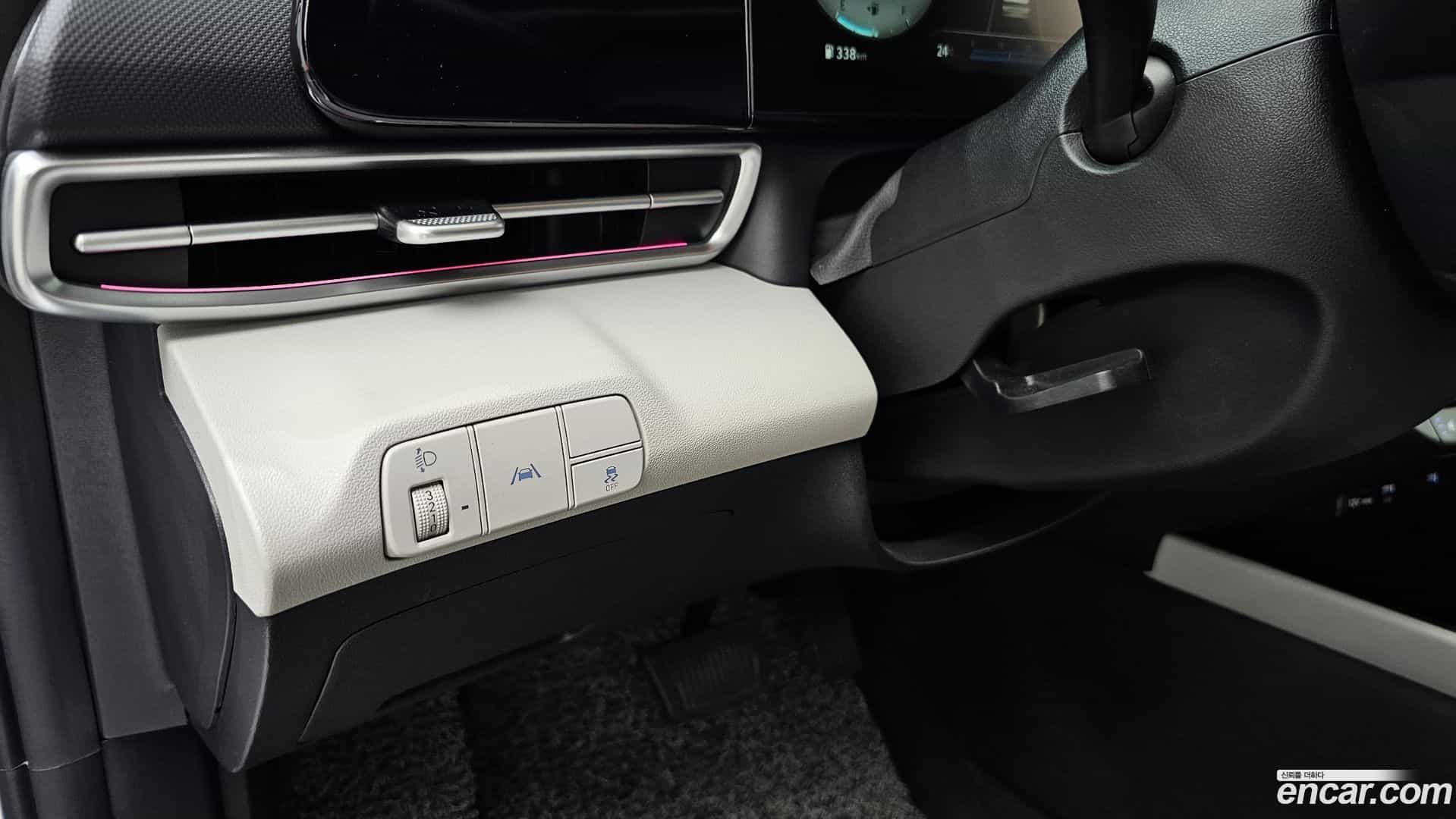 AVANTE Hyundai 2022.0-OPTION-042