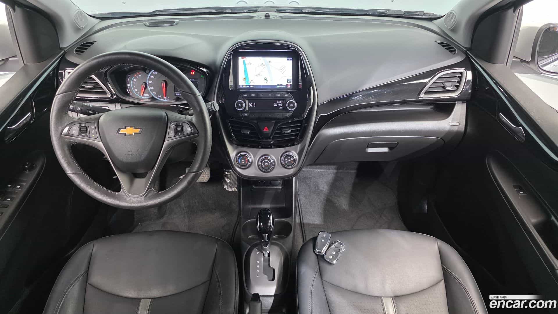 Spark Chevrolet 2021.10-INNER-007