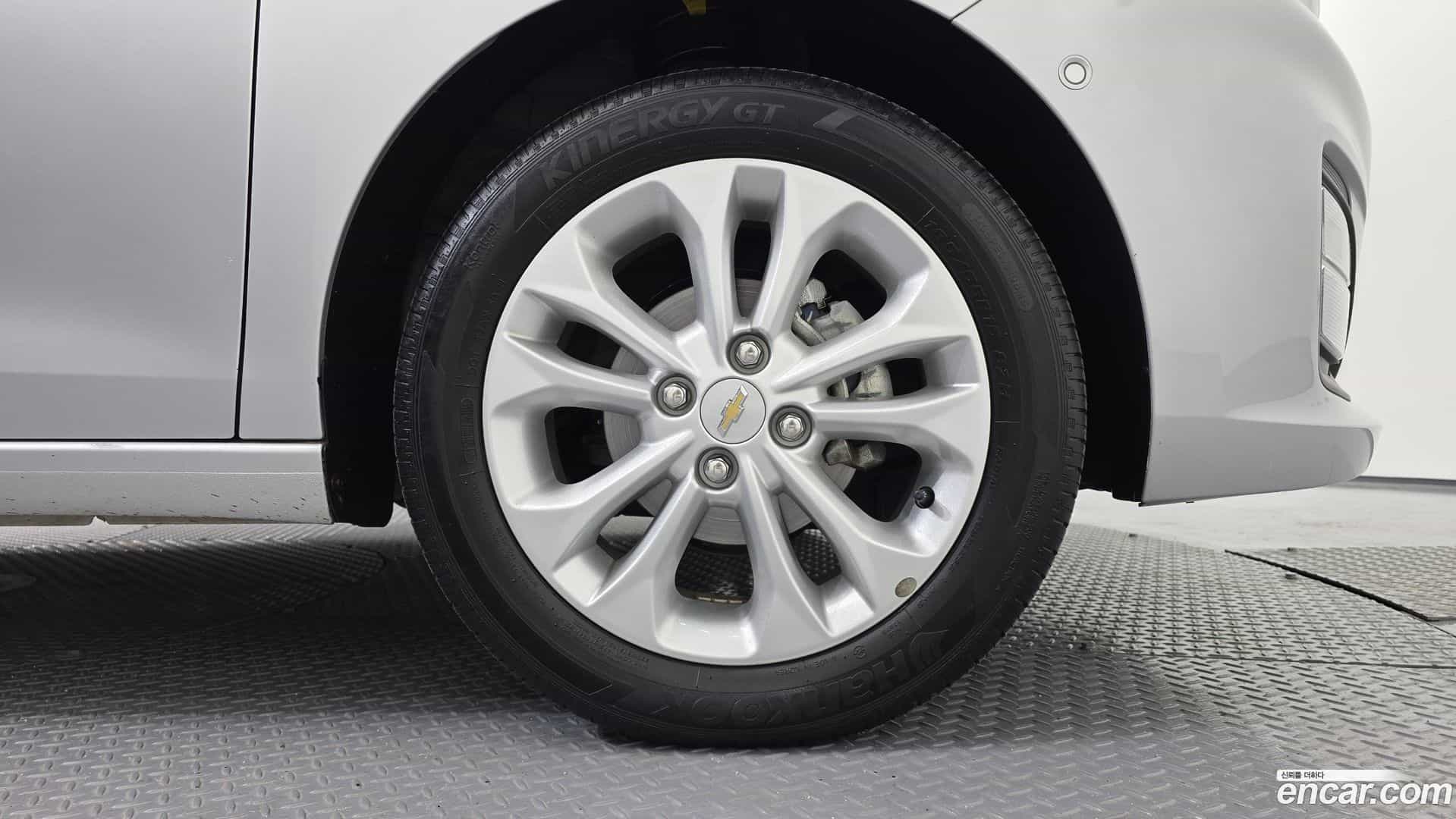 Spark Chevrolet 2021.10-OUTER-031