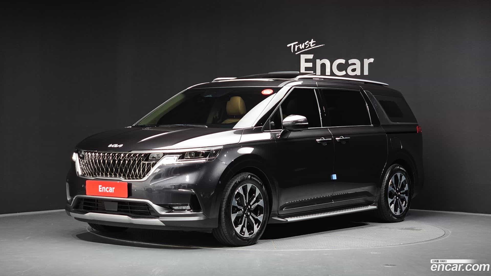 Canival Kia 2023.2-OUTER-001