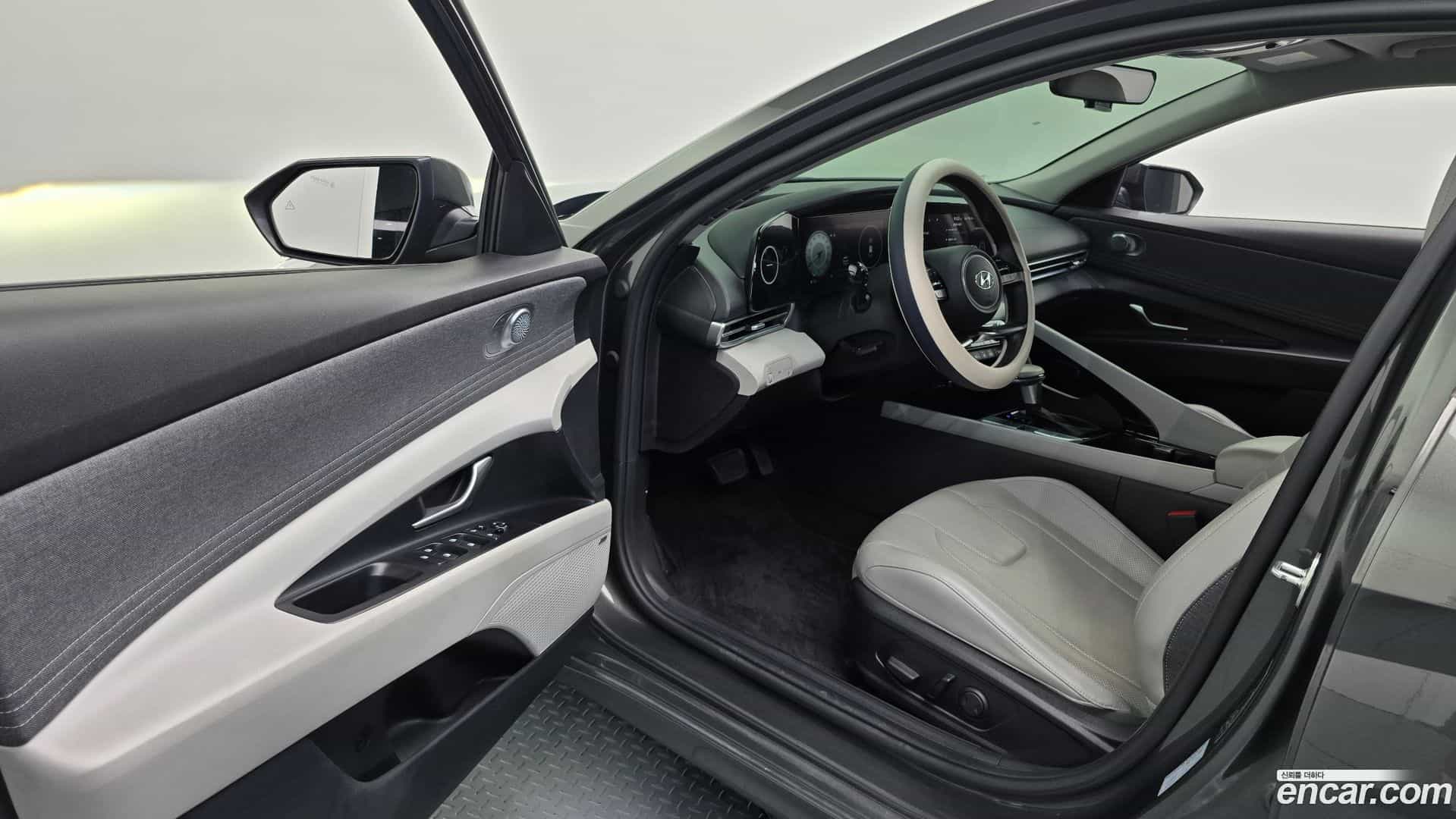 AVANTE Hyundai 2021.4-INNER-010