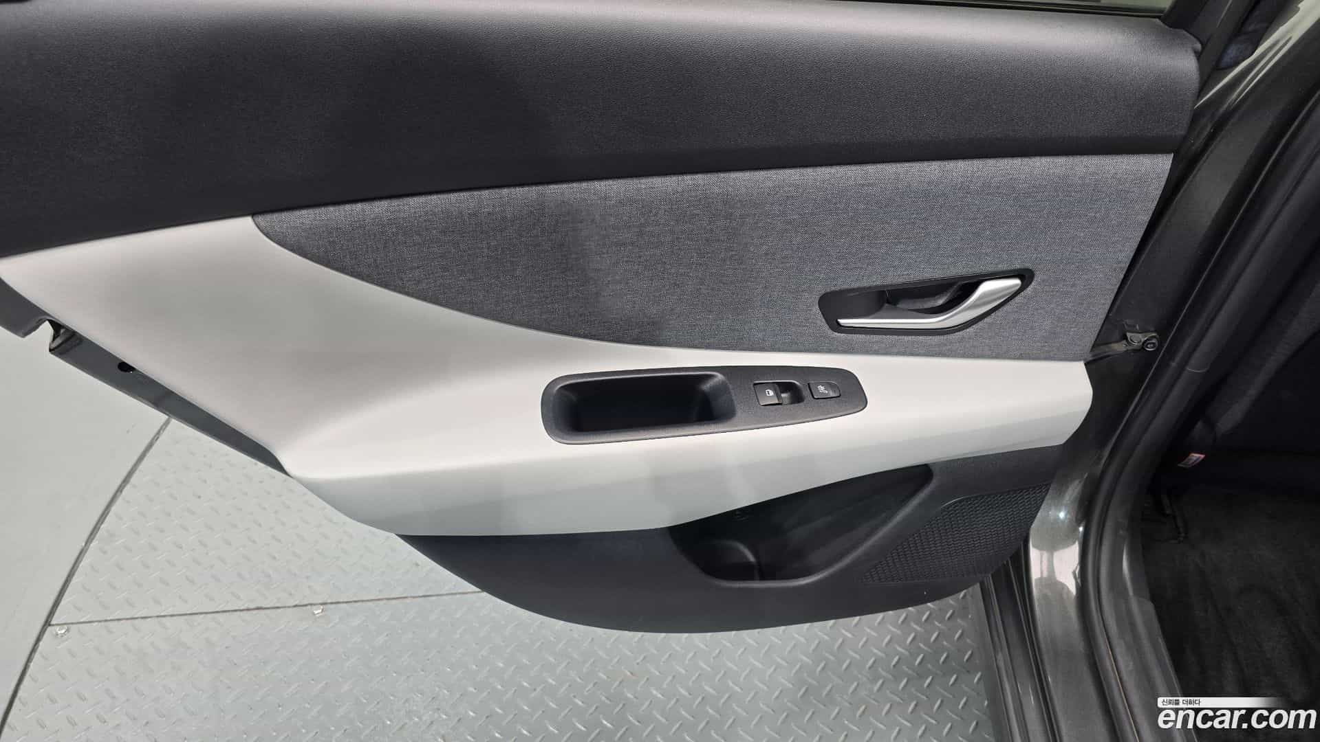 AVANTE Hyundai 2021.4-INNER-035