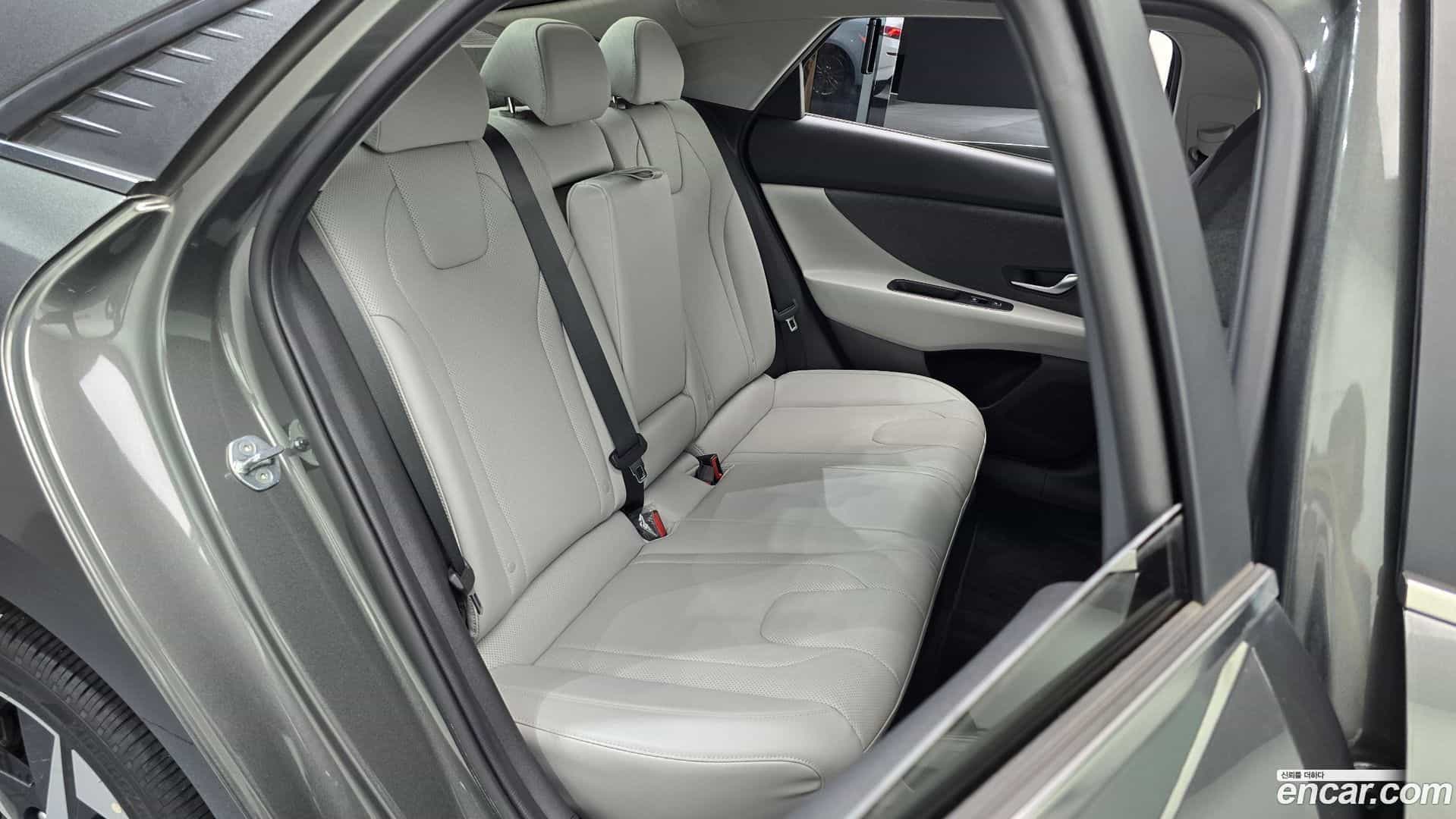 AVANTE Hyundai 2021.4-INNER-036