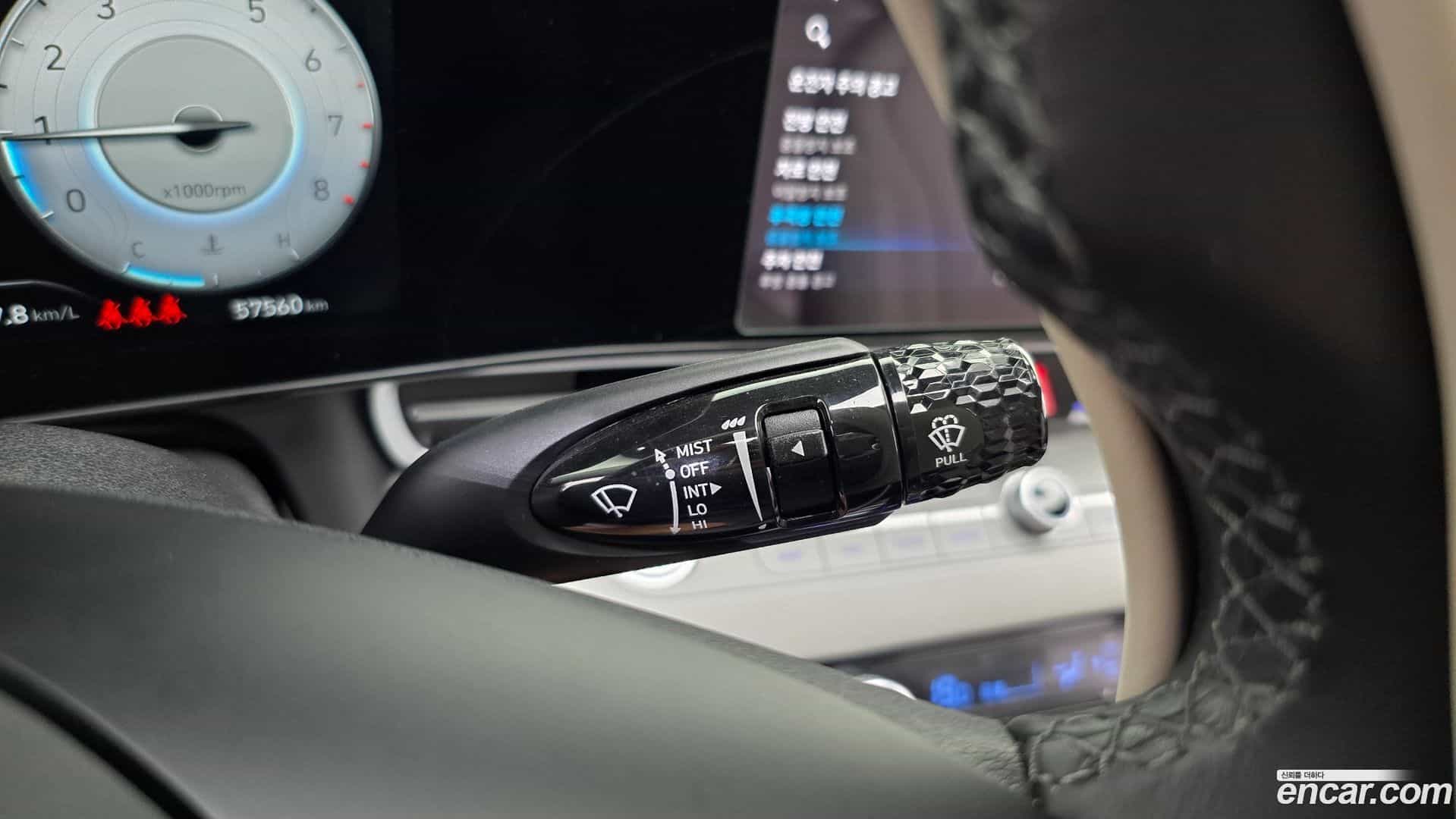 AVANTE Hyundai 2021.4-OPTION-041