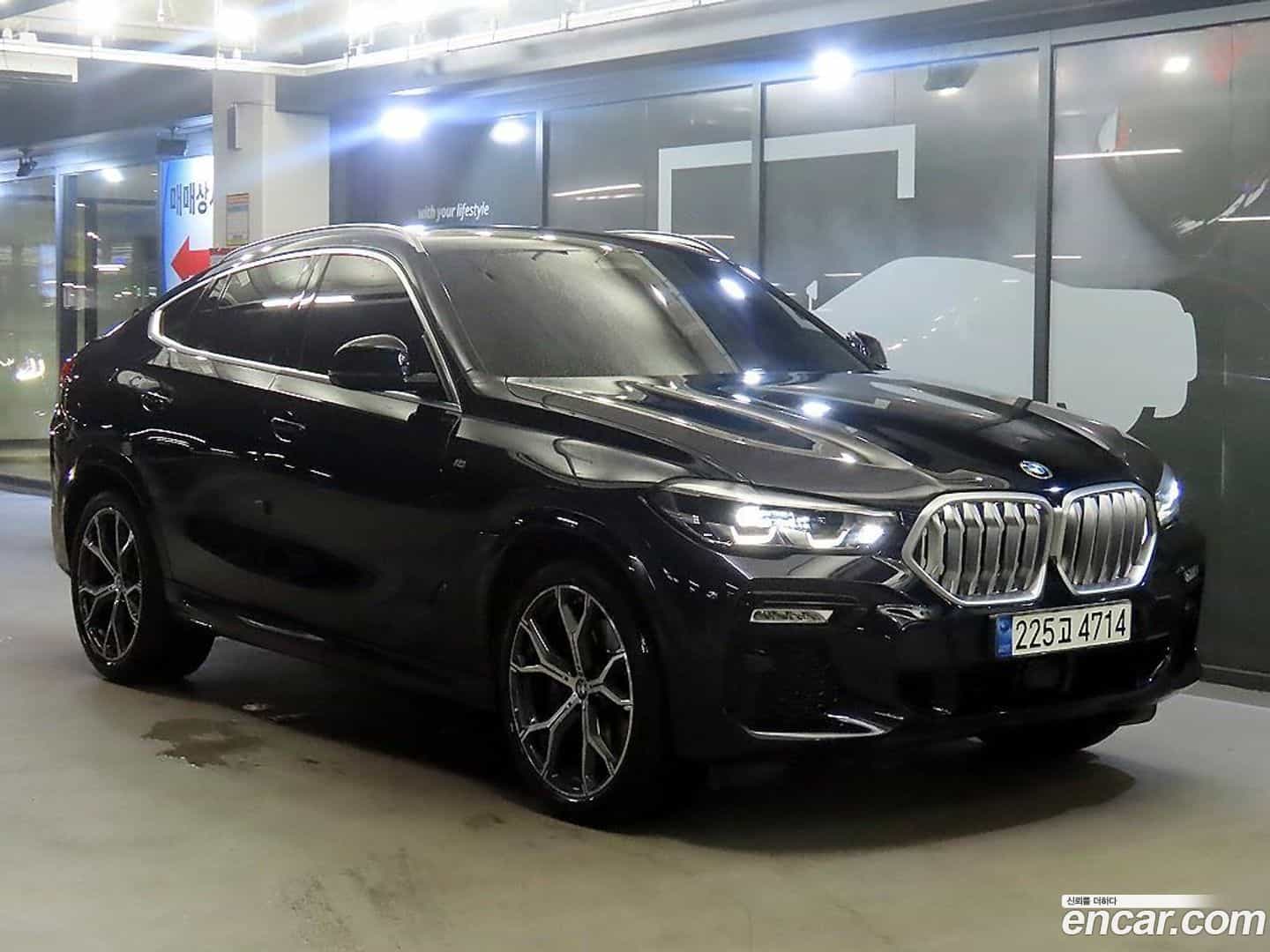 X6 BMW 2021.4-OUTER-001