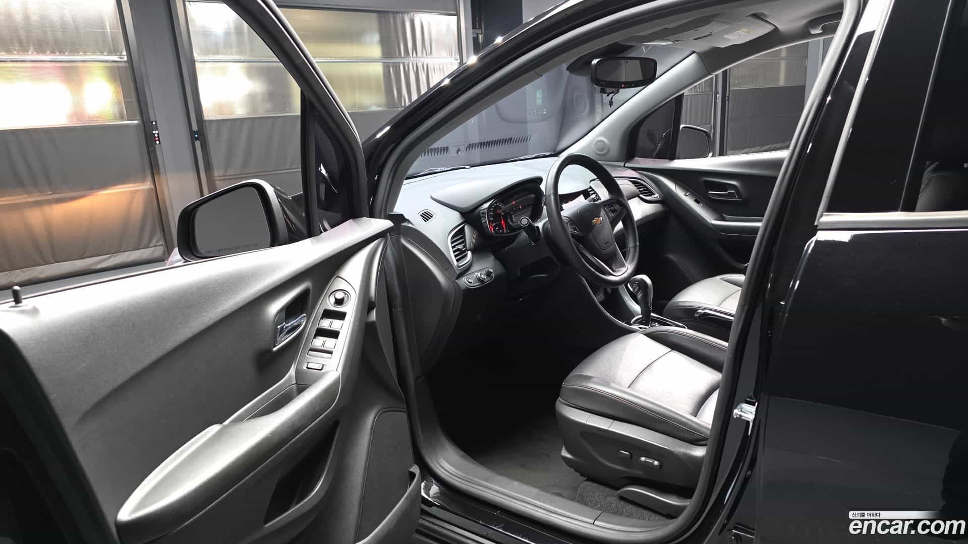 Trax Chevrolet 2020.9-INNER-010