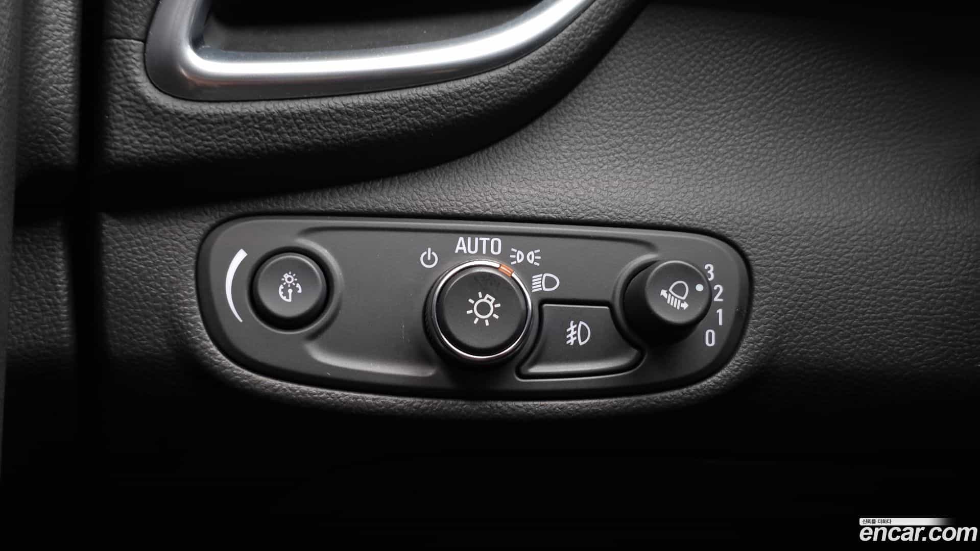 Trax Chevrolet 2020.9-OPTION-023
