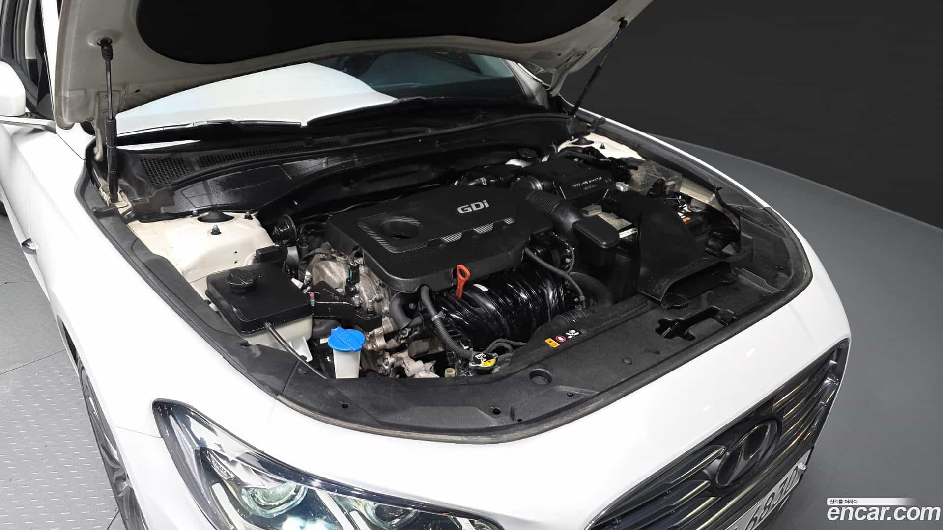 Grandeur Hyundai 2018.9-OUTER-006