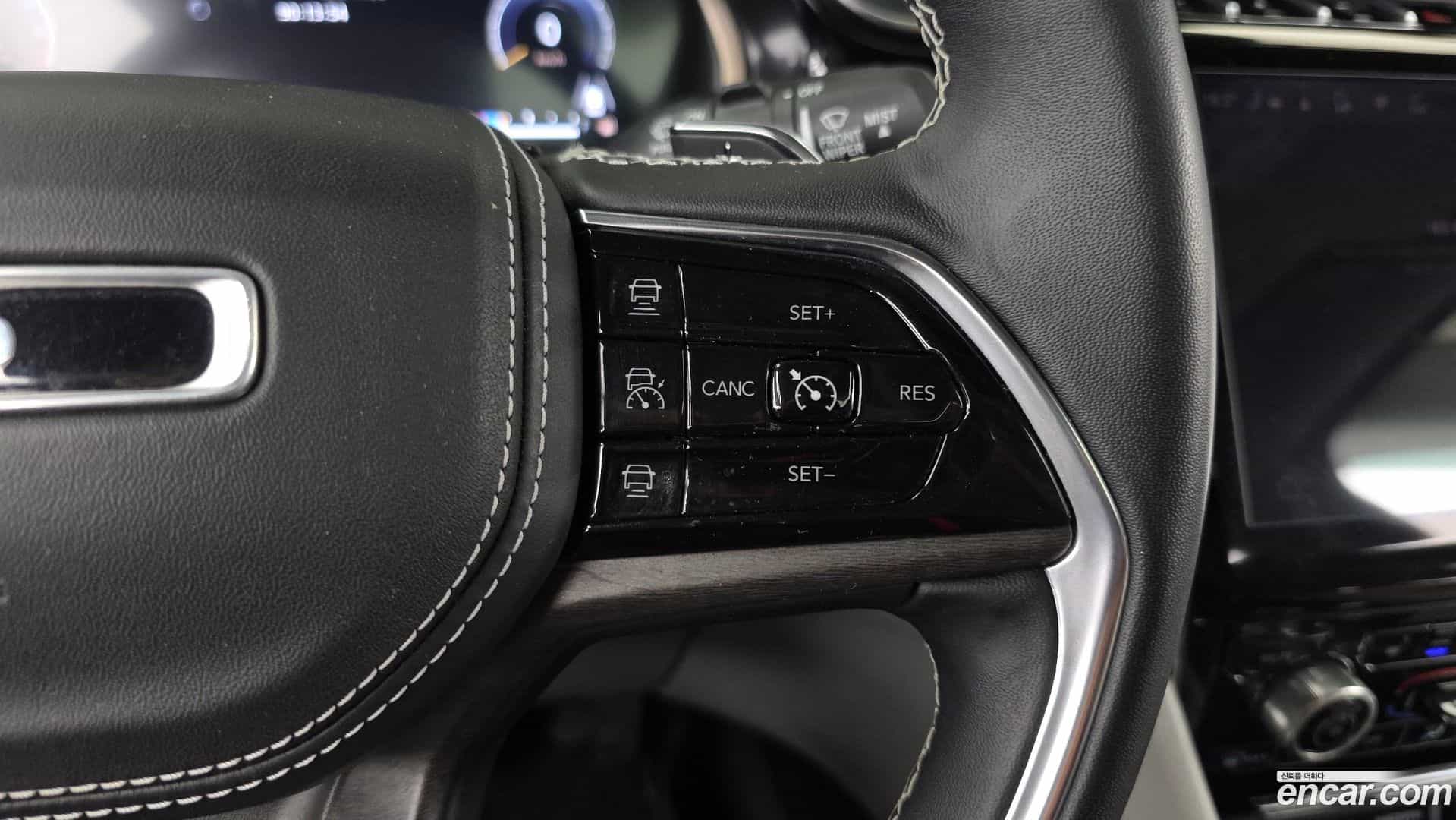Cherokee Jeep 2022.11-OPTION-045