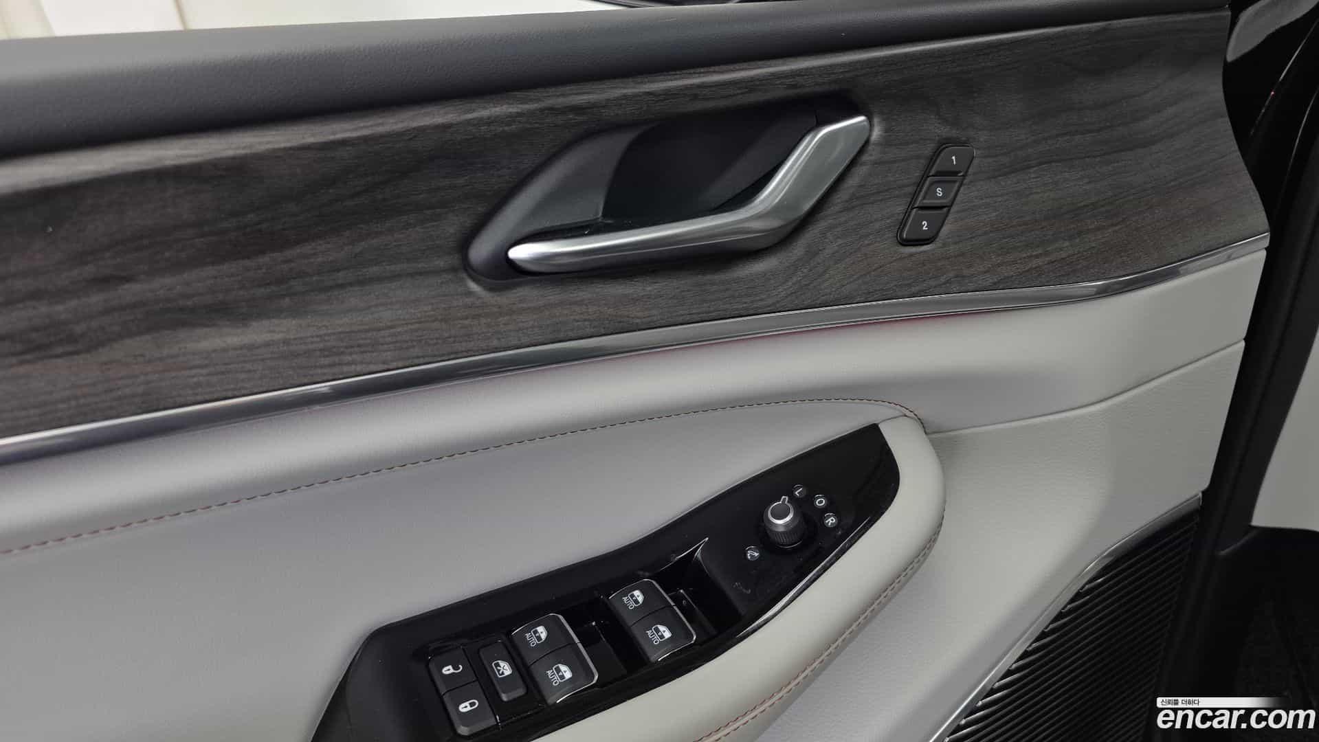 Cherokee Jeep 2022.11-OPTION-046