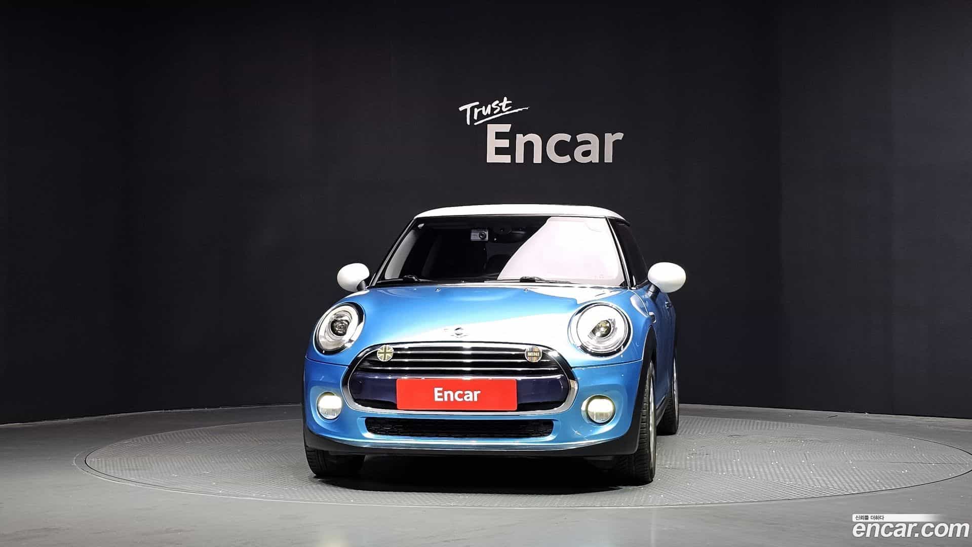 Cooper Mini 2018.1-OUTER-003
