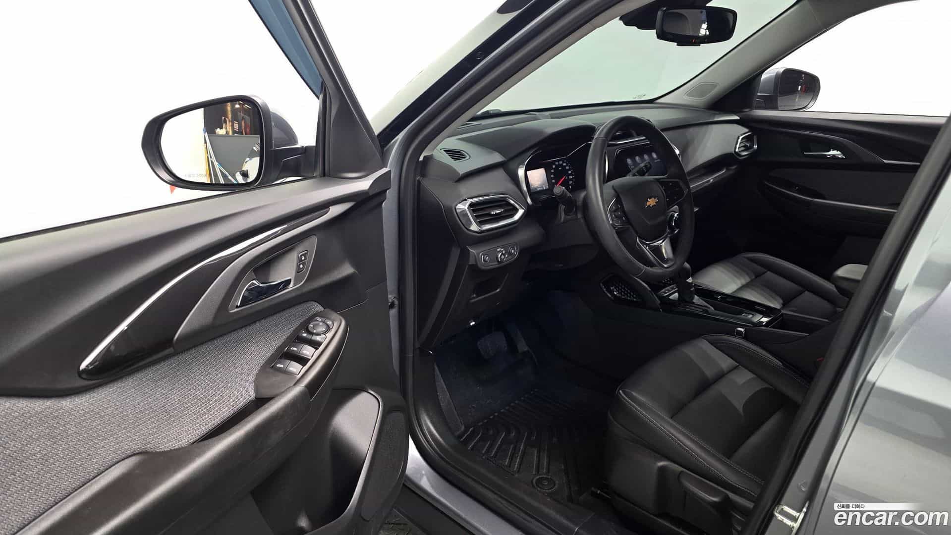 Trailblazer Chevrolet 2021.5-INNER-010
