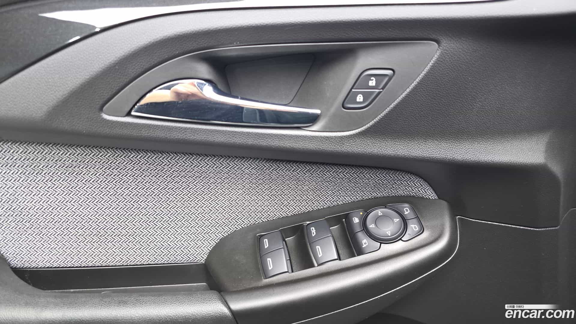 Trailblazer Chevrolet 2021.5-OPTION-040