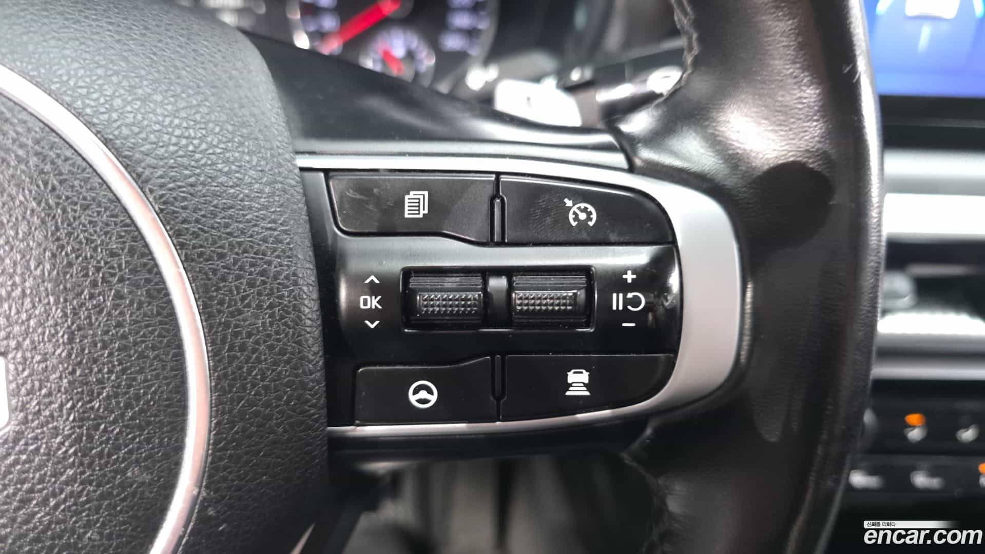 K5 Kia 2022.2-OPTION-022