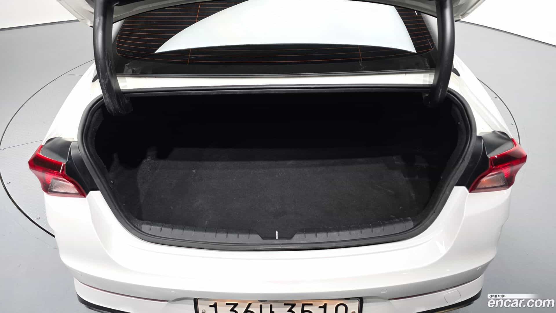 K5 Kia 2022.2-OPTION-024