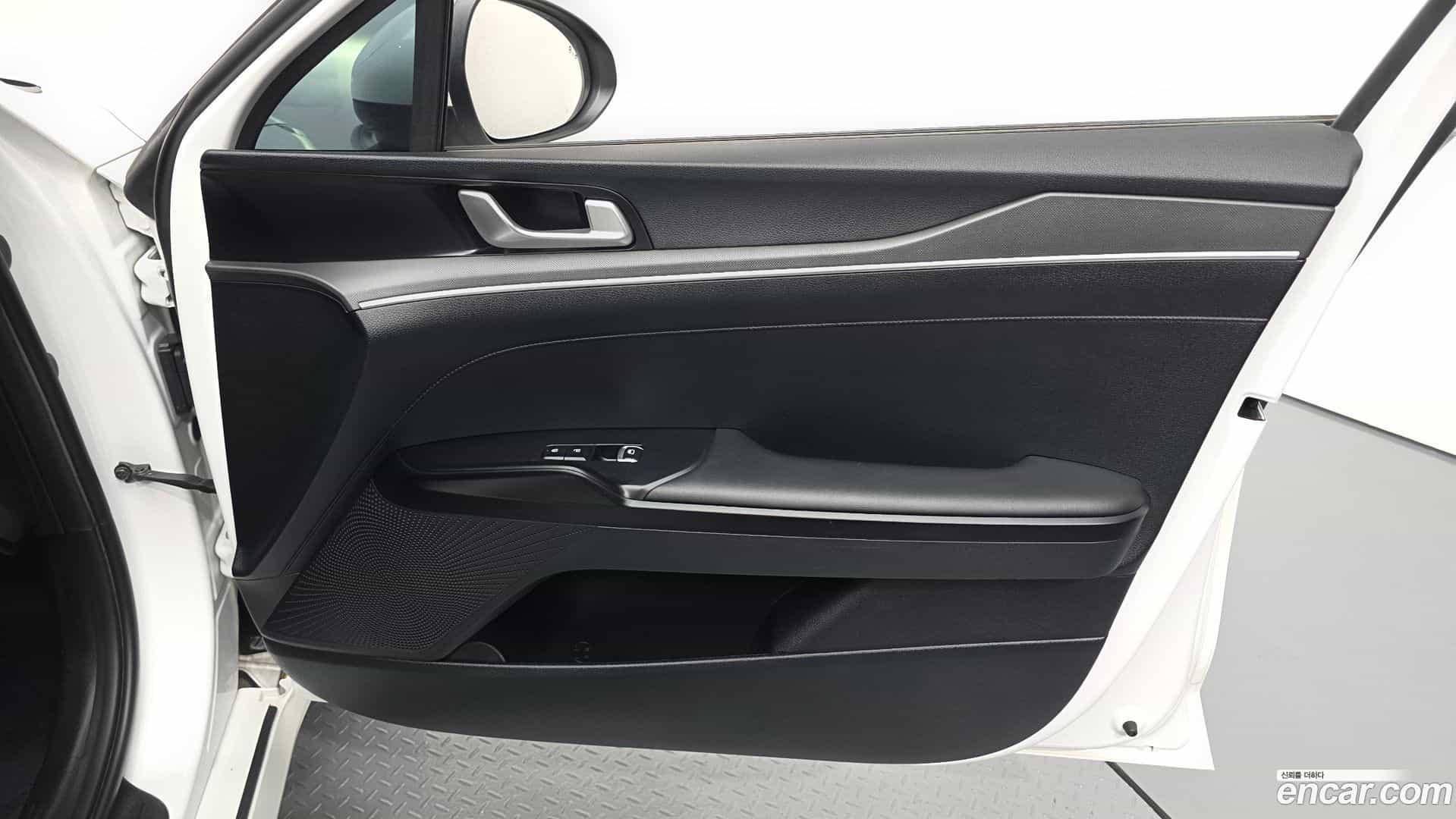 K5 Kia 2022.2-INNER-034