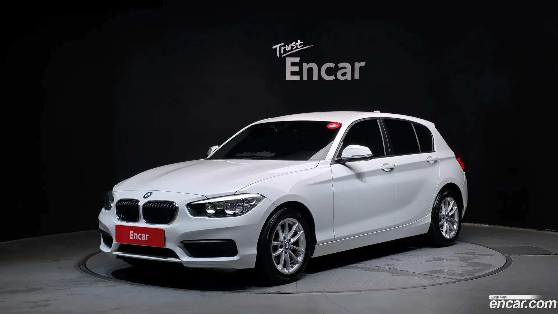 Main__Slider__Photo:1-Series BMW 2018.2-0