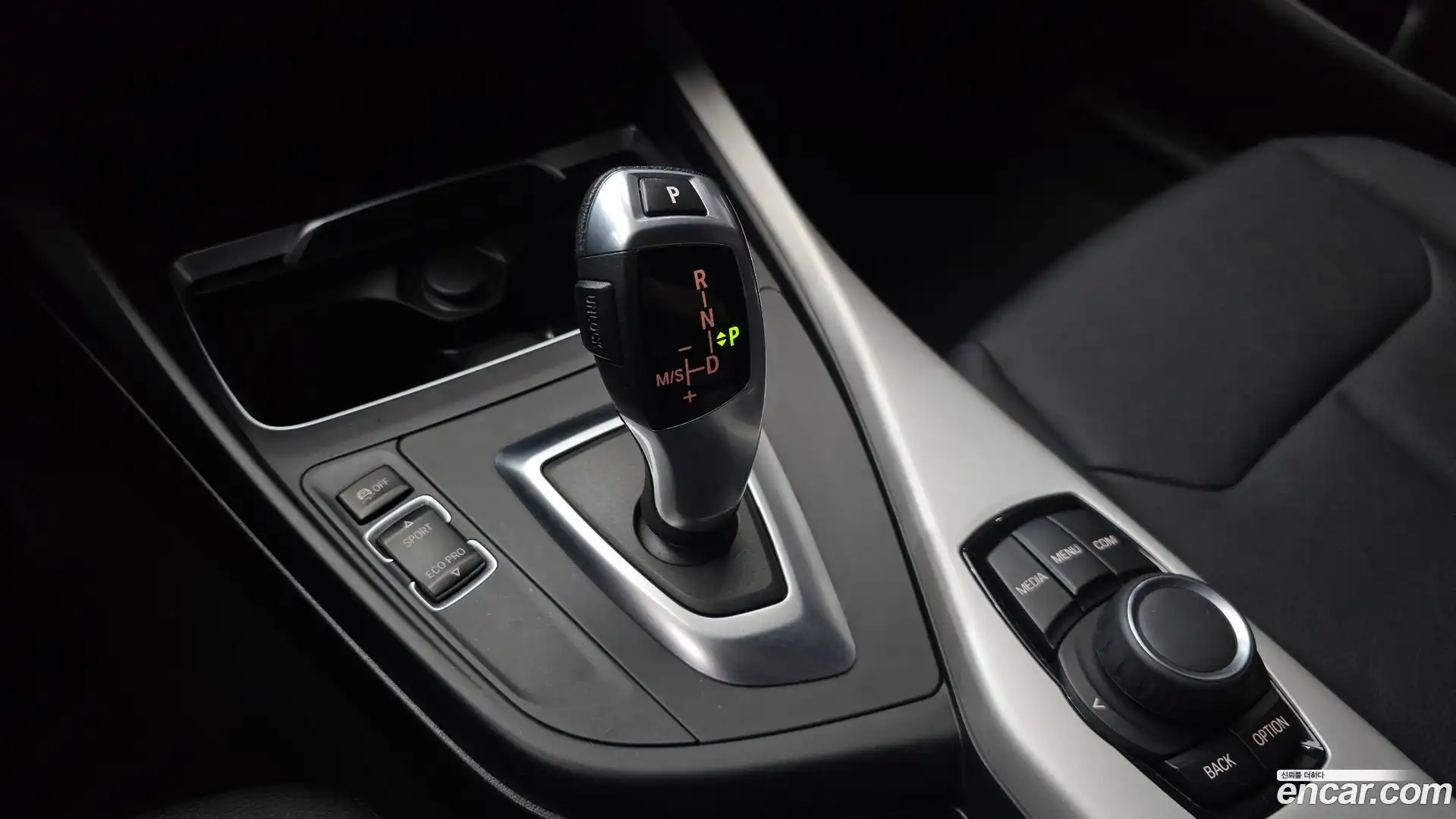 1-Series BMW 2018.2-INNER-009