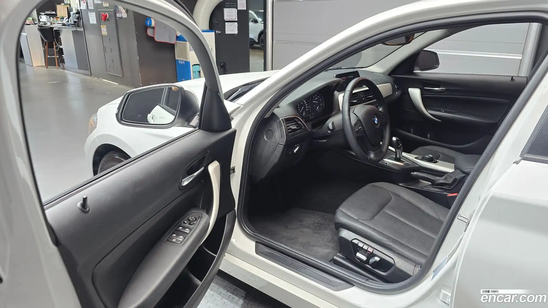 1-Series BMW 2018.2-INNER-010