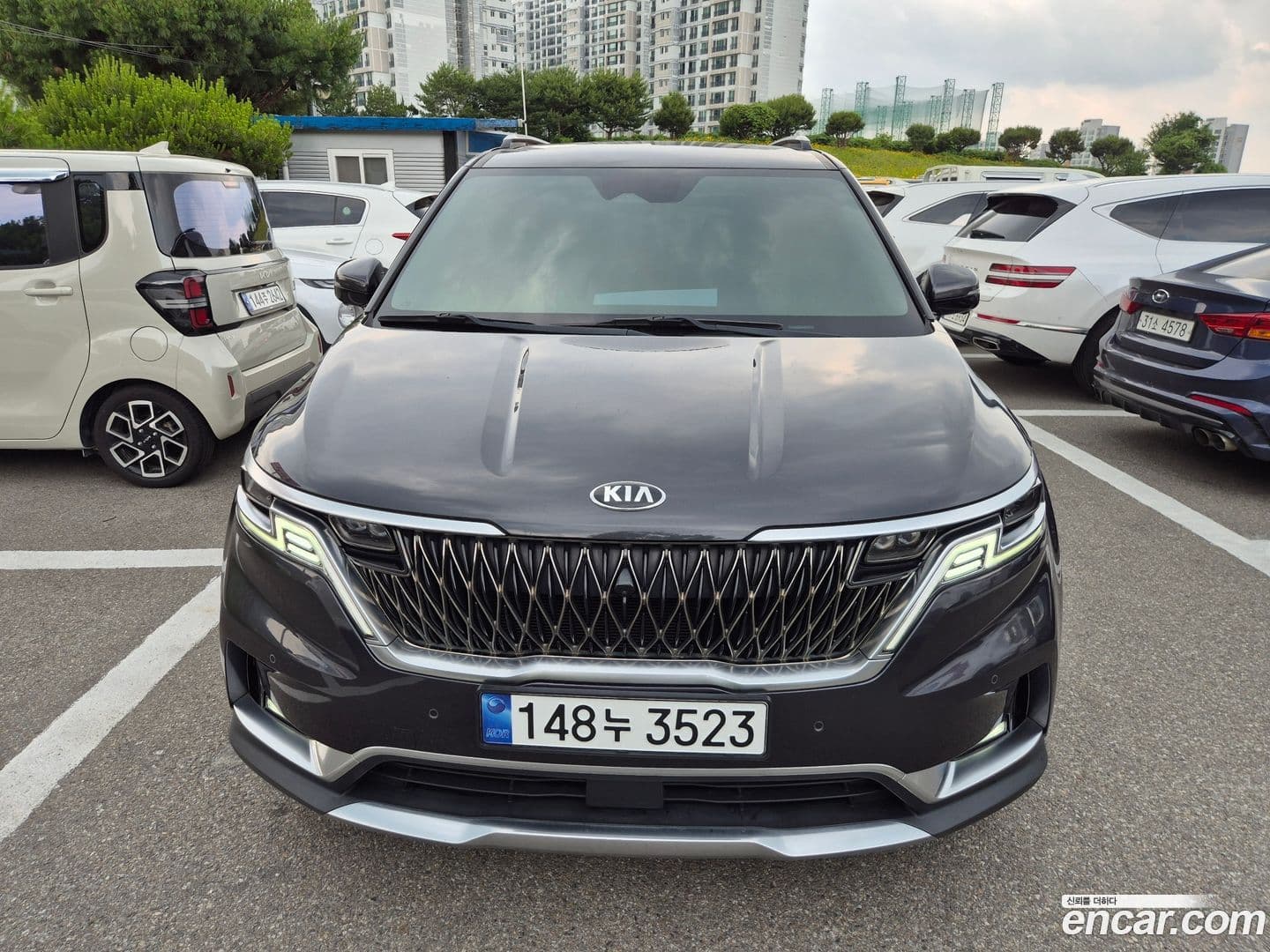 Main__Slider__Photo:Canival Kia 2020.10-0