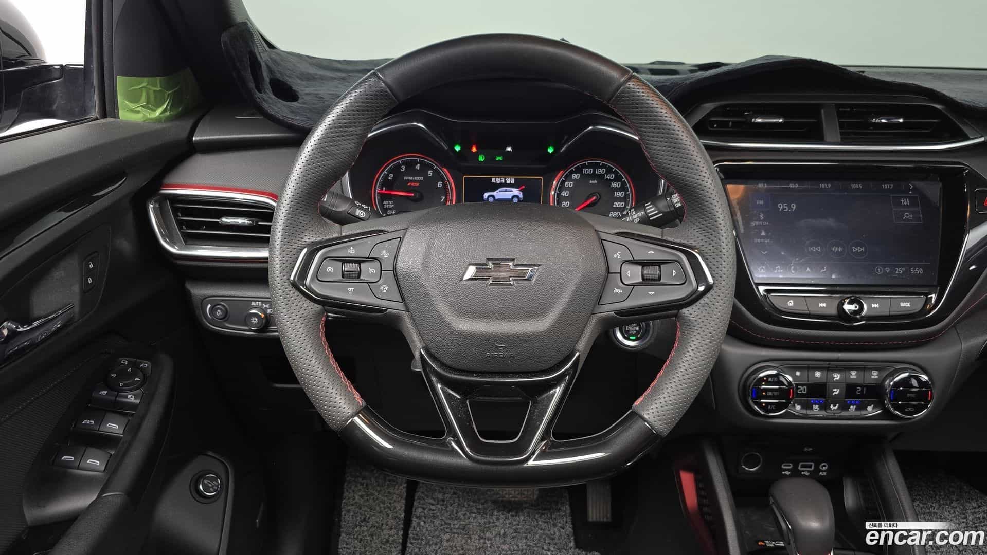 Trailblazer Chevrolet 2021.7-OPTION-017